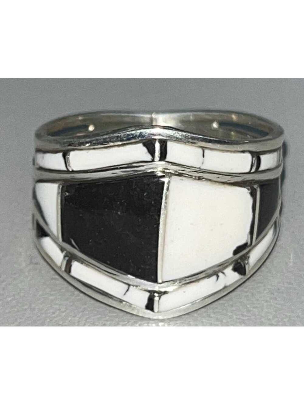 Navajo white buffalo cluster sterling silver inlay ring size 9 western style